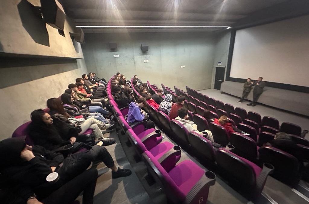 Cineprof, lezioni di cinema al Multisala Cineland di Ostia